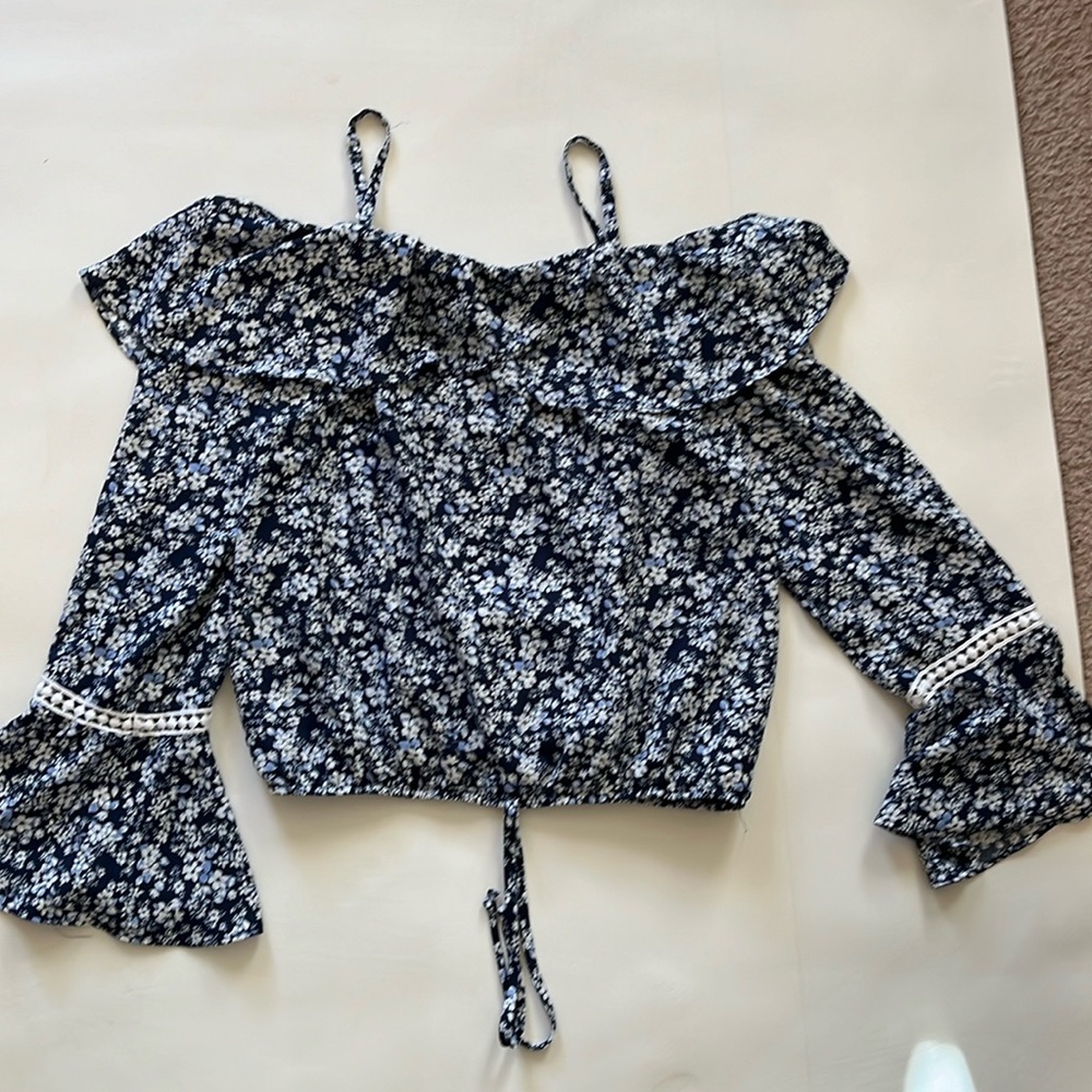 navy blue  flowers  too